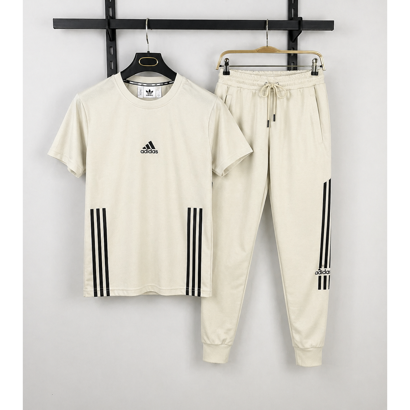 Ensemble adidas V49