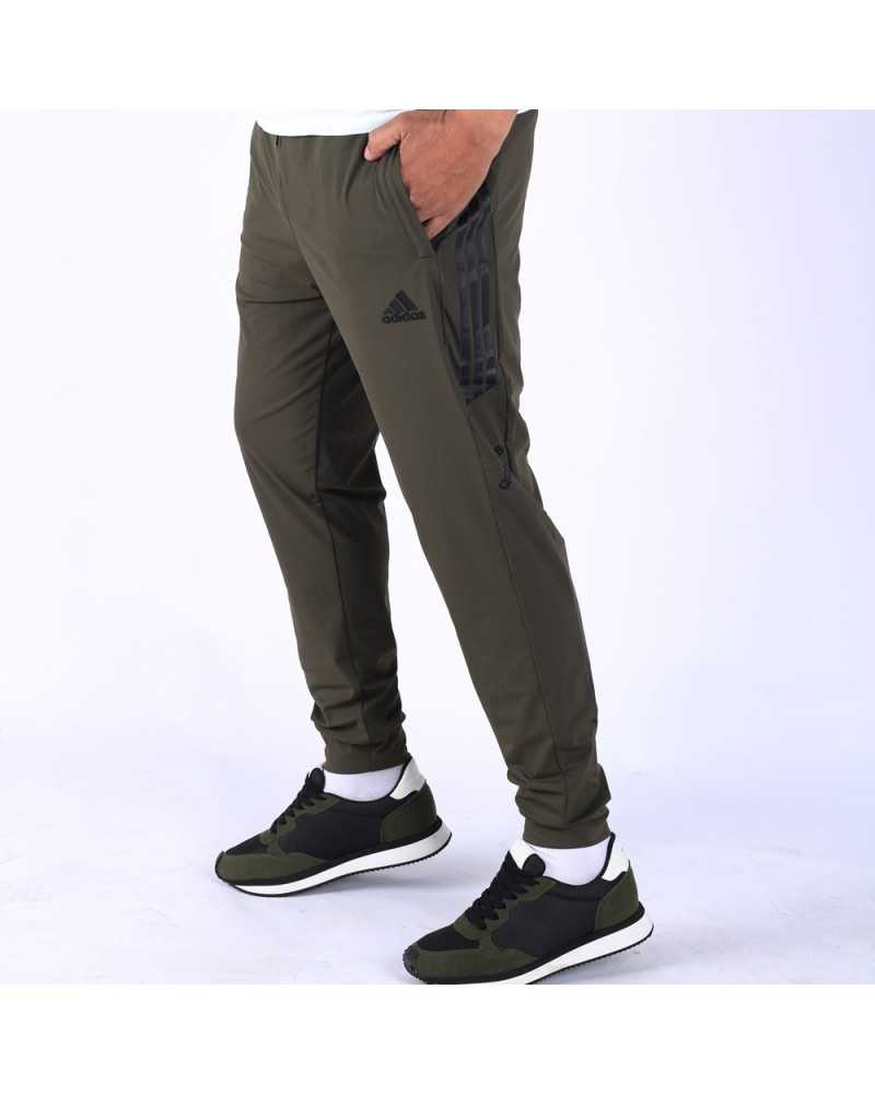 Pantalon  Adidas N05 Vert militaire